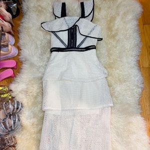 BRAND NEW HAUTE ROGUE MIDI DRESS